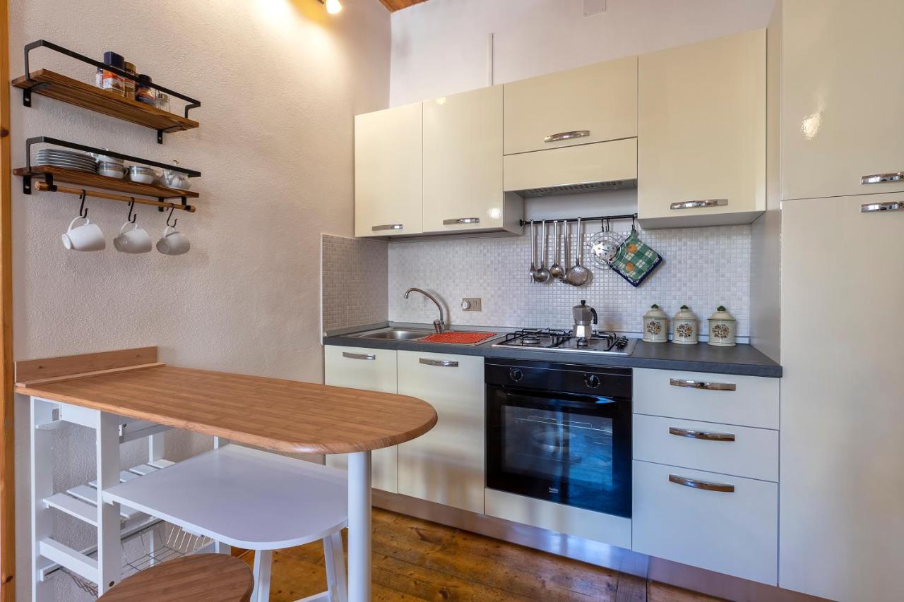 La Finestra Sul Teatro Apartment Alghero Bagian luar foto